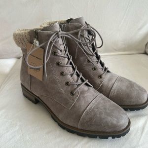 White Mountain boots